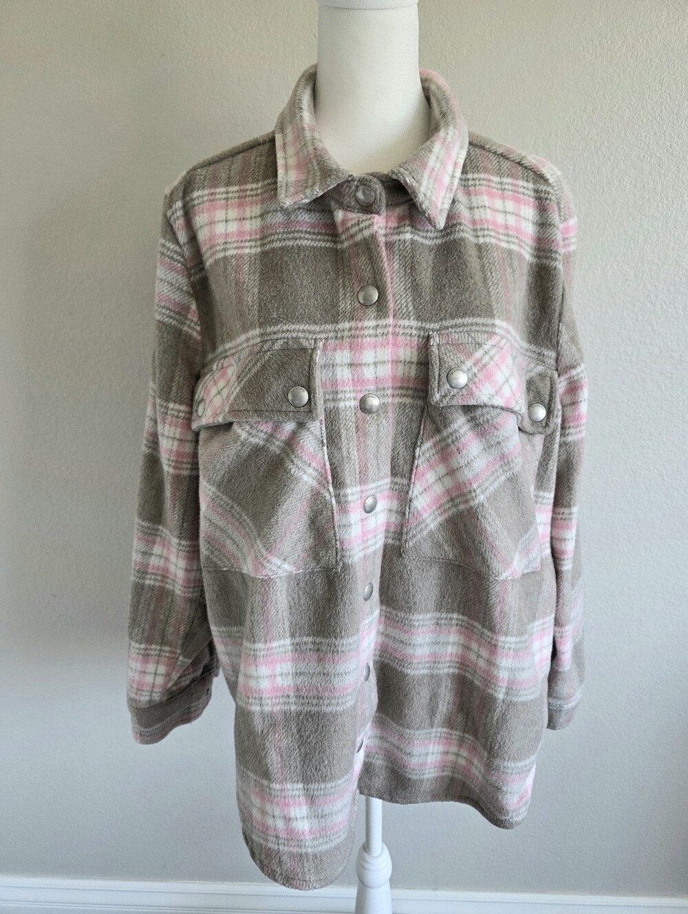 BLANKNYC Women Jacket Shacket Pink Gray Plaid Snap Fasten Pockets Size M